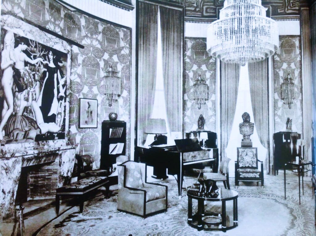 Art Deco-Inspired Furniture